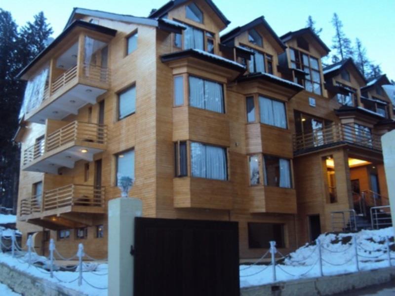 Hotel Pine Spring Gulmarg Buitenkant foto